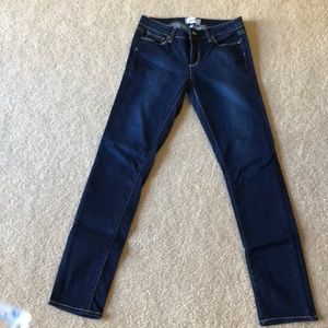 👖Paige Skyline skinny jeans for sale!💙
